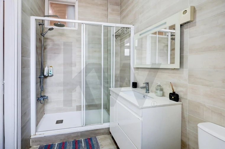 Apartamento T3 para Venda em Santo António Foto 41