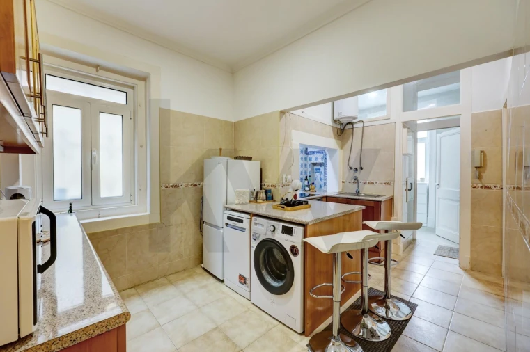 Apartamento T3 para Venda em Santo António Foto 36