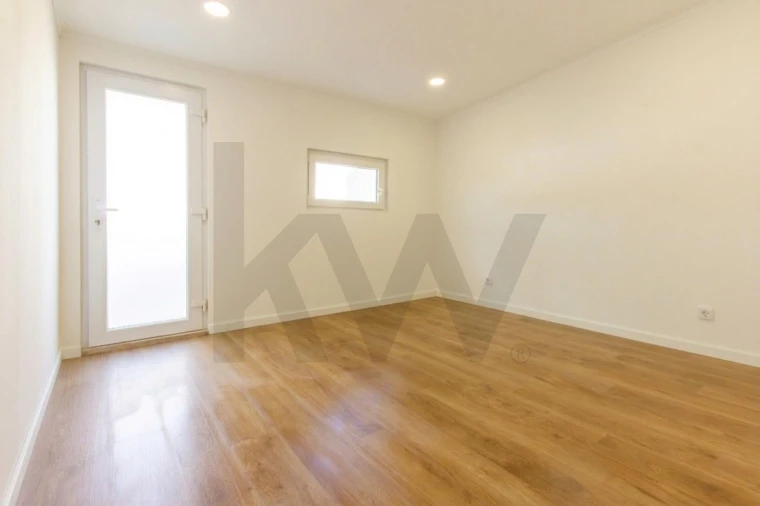 Moradia T2 para Venda em Azeitão (São Lourenço e São Simão) Foto 28