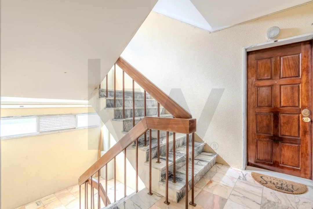 Apartamento T2 para Venda em Carregado e Cadafais Foto 2