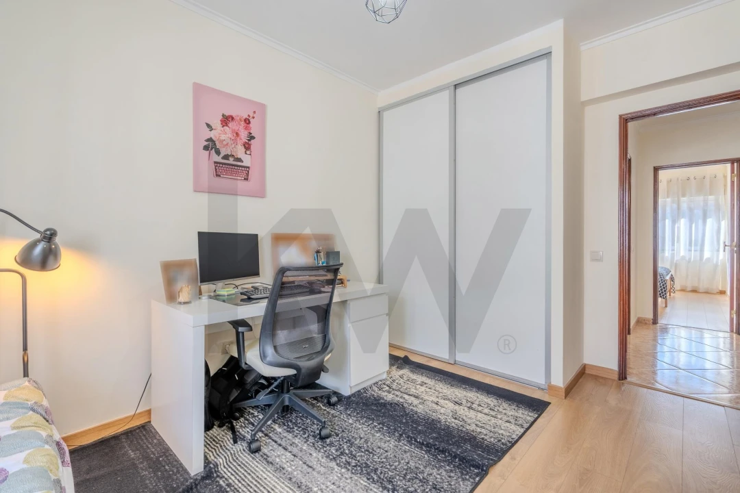 Apartamento T2 para Venda em Carregado e Cadafais Foto 22