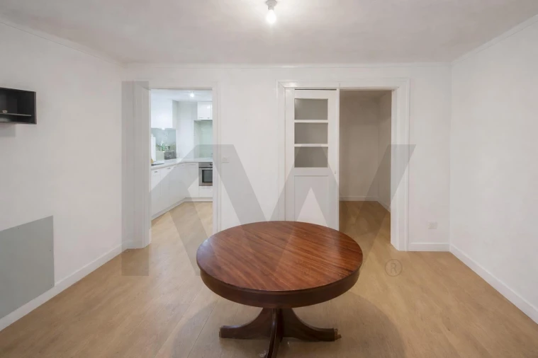 Apartamento T1 para Venda em Santa Maria Maior Foto 5