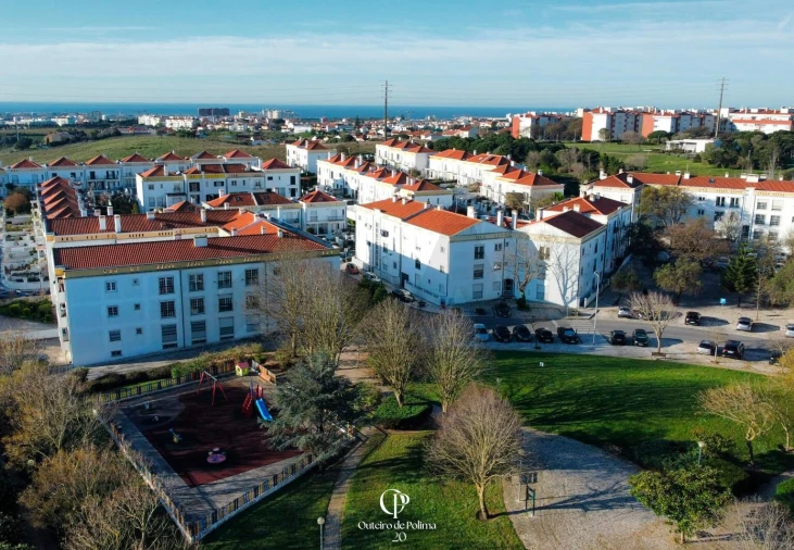 Apartamento T3 para Venda em São Domingos de Rana Foto 17