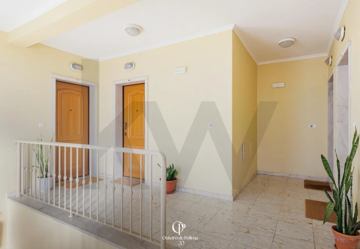 Apartamento T3 para Venda em São Domingos de Rana Foto 13