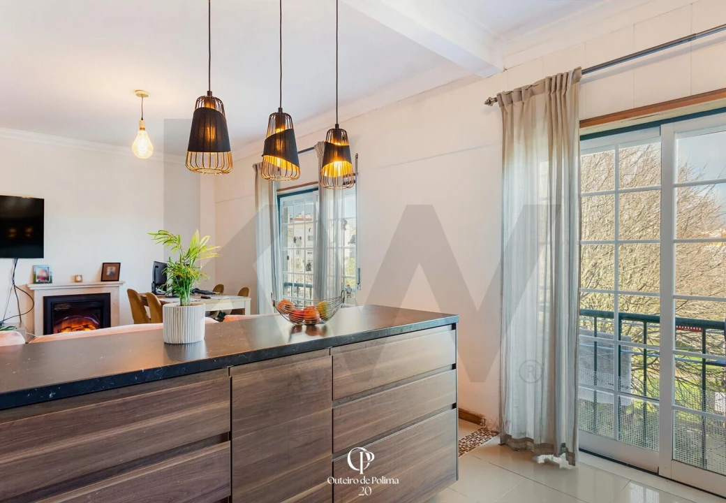 Apartamento T3 para Venda em São Domingos de Rana Foto 2