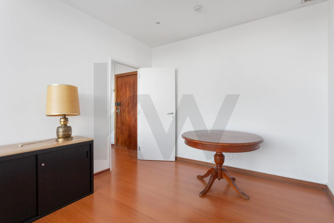 Escritório para Arrendamento em Campo de Ourique Foto 9