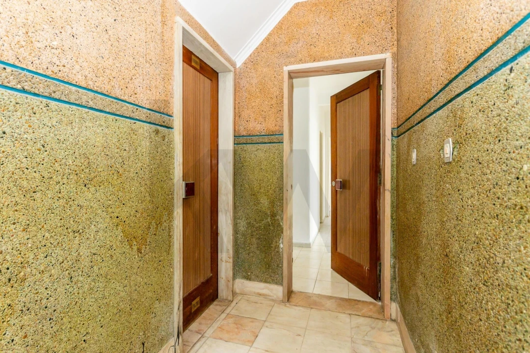 Apartamento T2 para Venda em Carnaxide e Queijas Foto 14