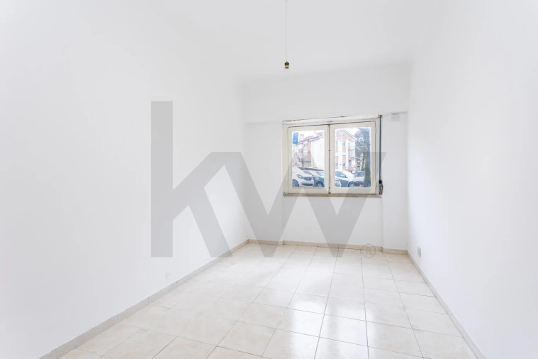 Apartamento T2 para Venda em Carnaxide e Queijas Foto 5