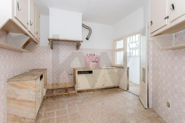 Apartamento T2 para Venda em Carnaxide e Queijas Foto 6