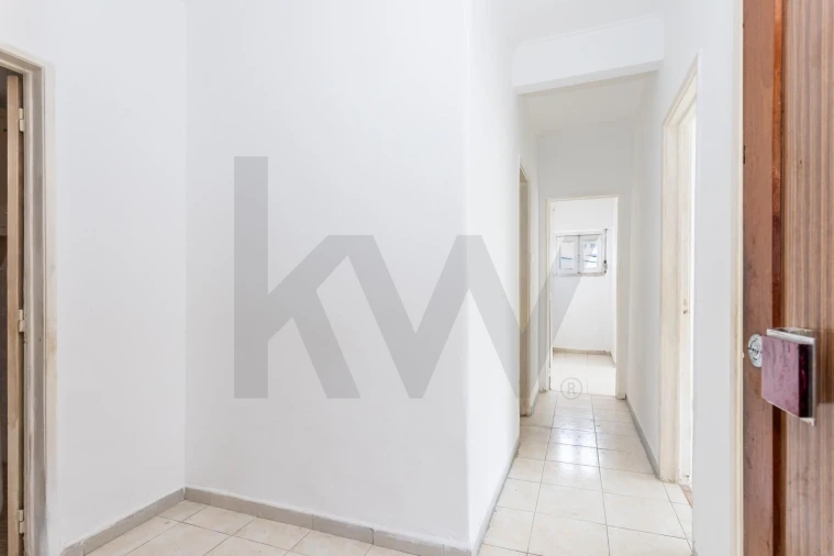 Apartamento T2 para Venda em Carnaxide e Queijas Foto 3