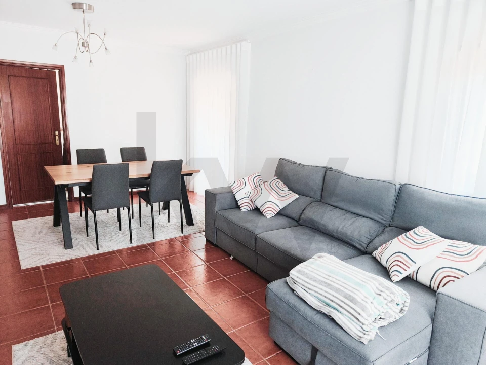 Apartamento T2 para Venda em Eixo e Eirol Foto 1