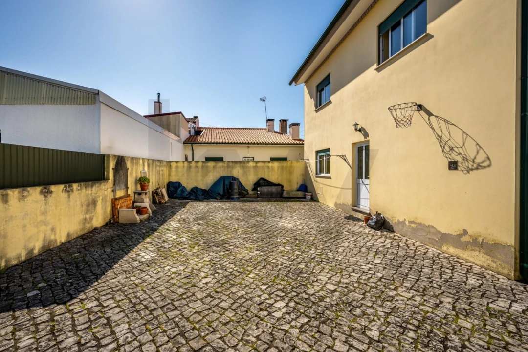 Moradia T4 para Venda em São Lourenço do Bairro Foto 24