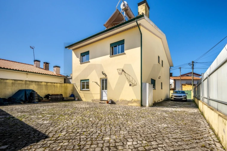 Moradia T4 para Venda em São Lourenço do Bairro Foto 26