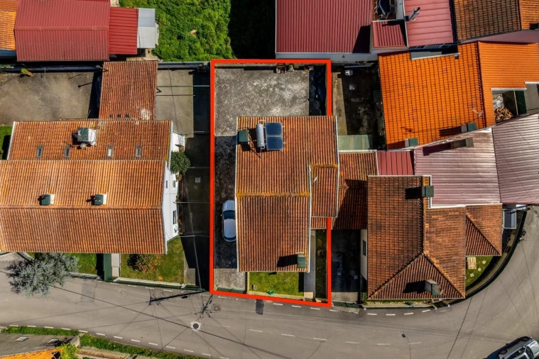 Moradia T4 para Venda em São Lourenço do Bairro Foto 34