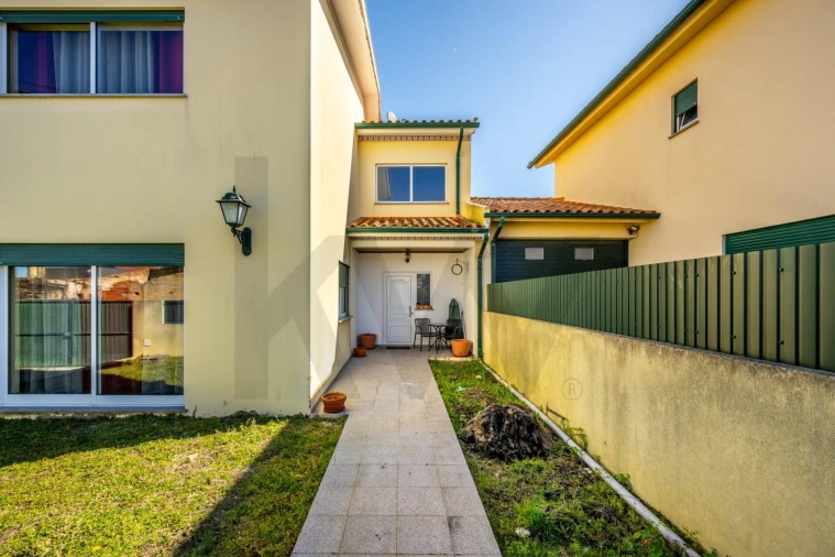 Moradia T4 para Venda em São Lourenço do Bairro Foto 29