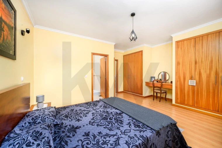 Moradia T4 para Venda em São Lourenço do Bairro Foto 12