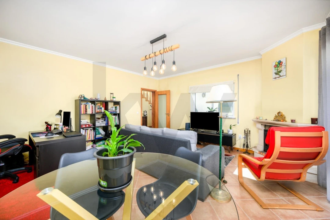 Moradia T4 para Venda em São Lourenço do Bairro Foto 7