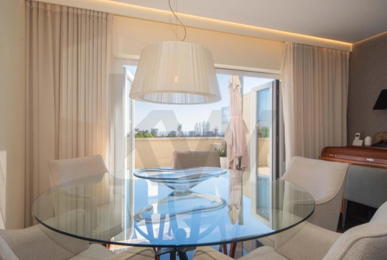 Apartamento T3 para Venda em Sacavém e Prior Velho Foto 10