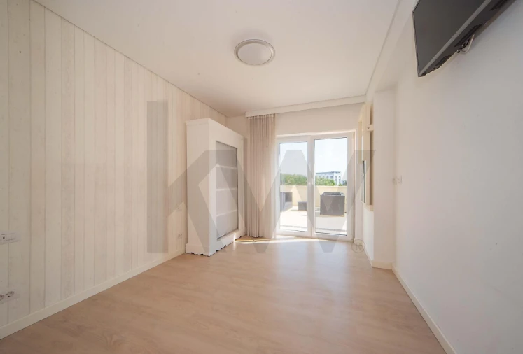 Apartamento T3 para Venda em Sacavém e Prior Velho Foto 19