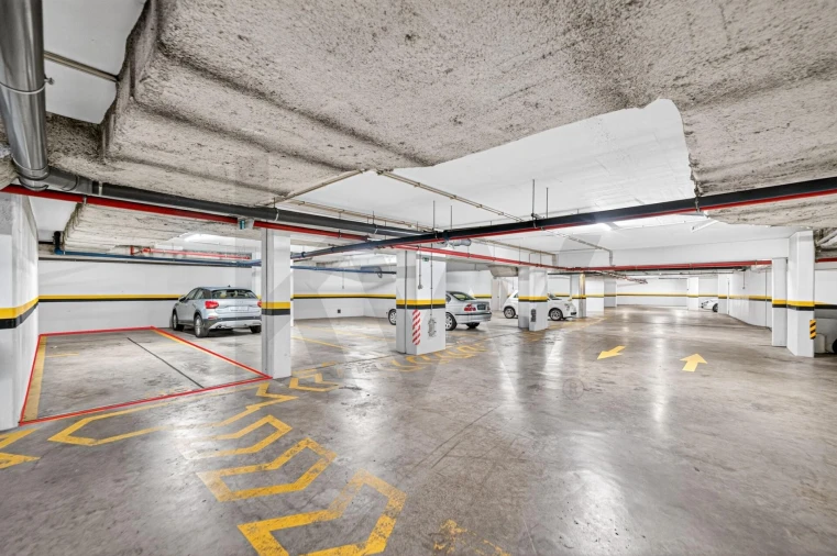 Apartamento T3 para Venda em Santo Antonio Foto 29