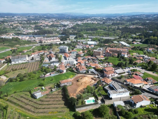 Terreno para Venda em Vilar de Andorinho Foto 4
