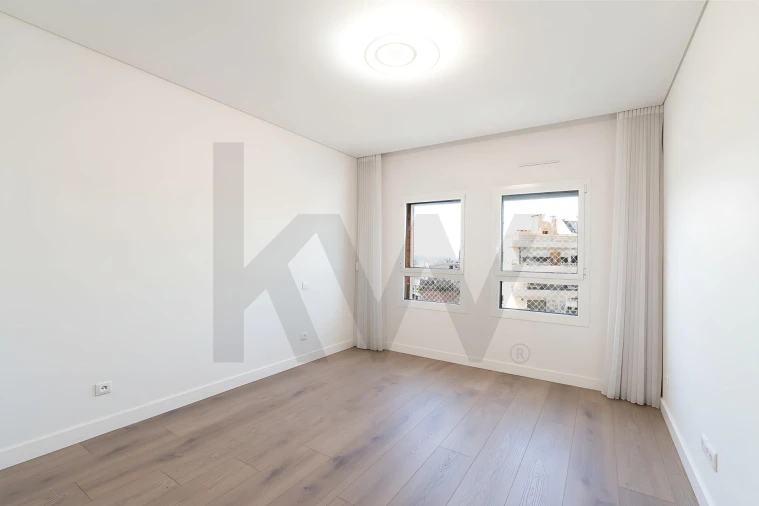 Apartamento T3 para Venda em Odivelas Foto 23
