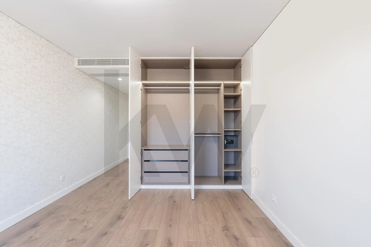 Apartamento T3 para Venda em Odivelas Foto 24