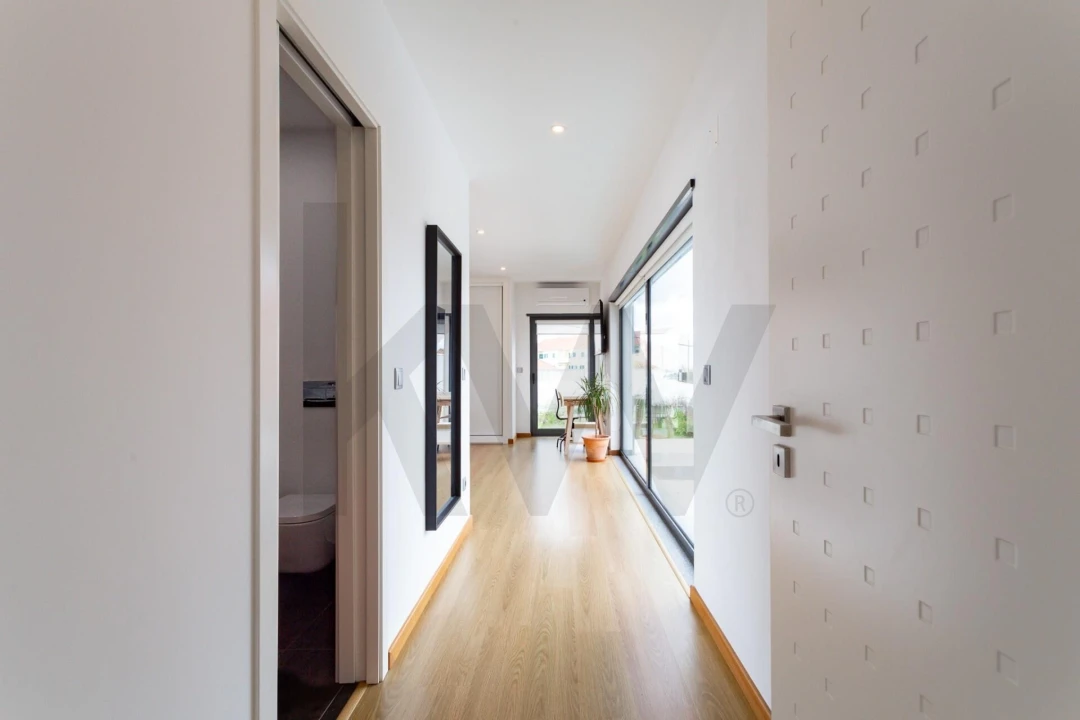 Moradia T3 para Arrendamento em Samouco Foto 32