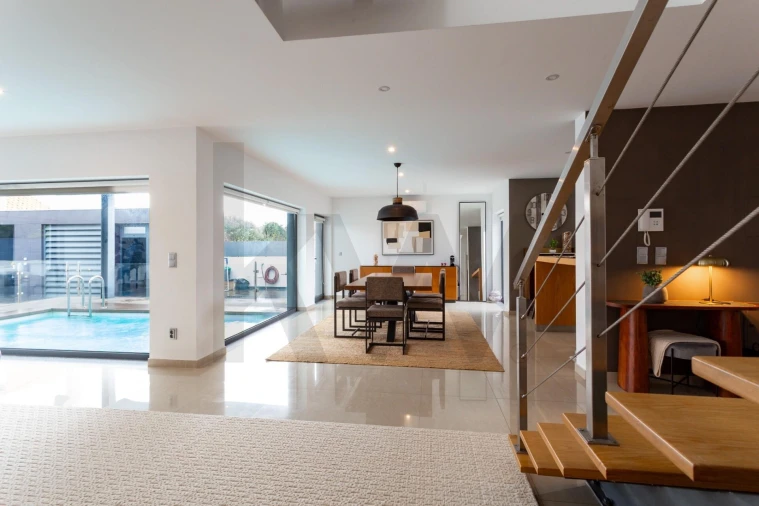 Moradia T3 para Arrendamento em Samouco Foto 10