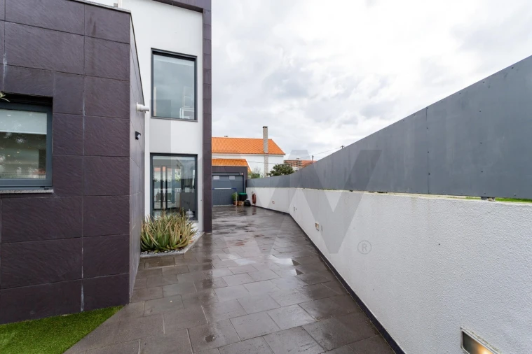 Moradia T3 para Arrendamento em Samouco Foto 67