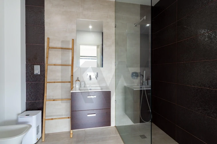 Moradia T3 para Arrendamento em Samouco Foto 44