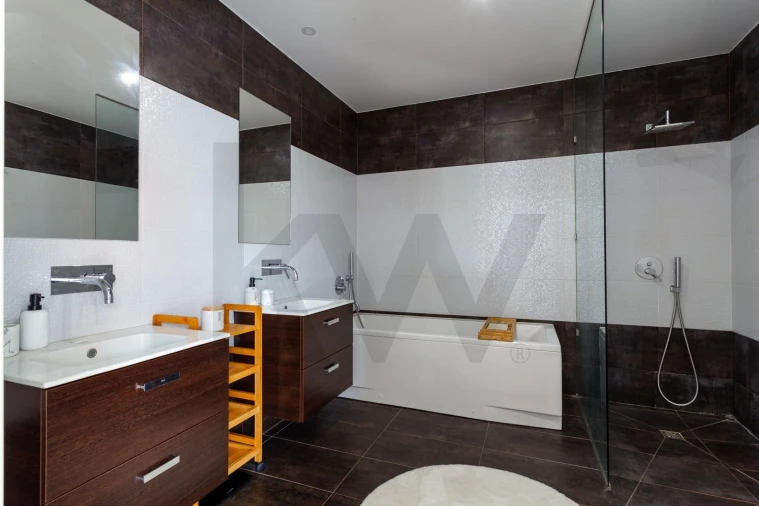 Moradia T3 para Arrendamento em Samouco Foto 37