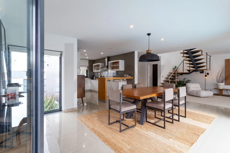 Moradia T3 para Arrendamento em Samouco Foto 18