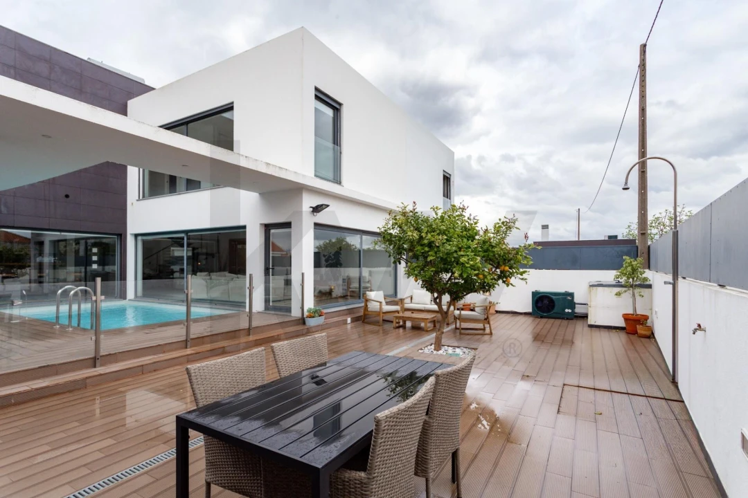 Moradia T3 para Arrendamento em Samouco Foto 53