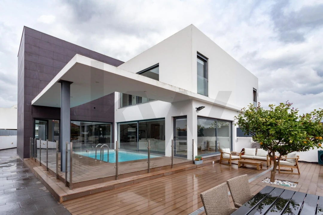 Moradia T3 para Arrendamento em Samouco Foto 59