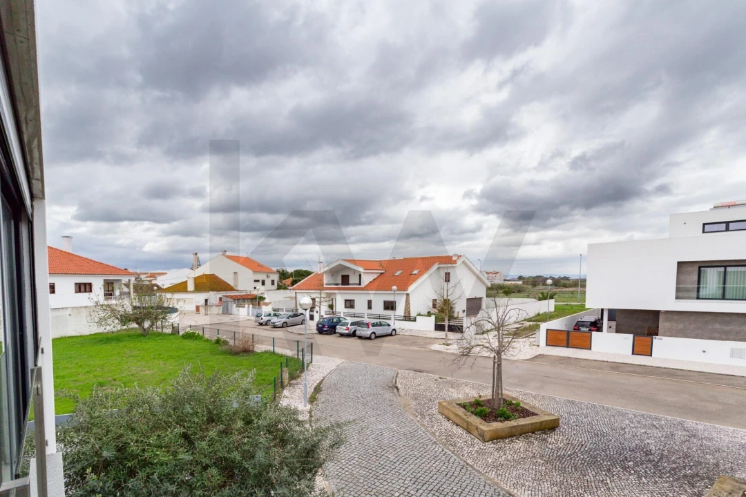 Moradia T3 para Arrendamento em Samouco Foto 73