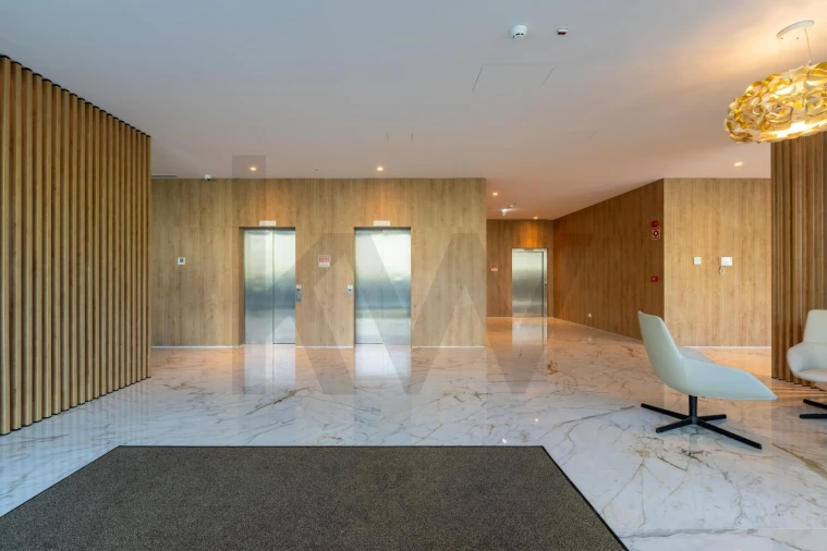 Apartamento T1 para Arrendamento em Areeiro Foto 22