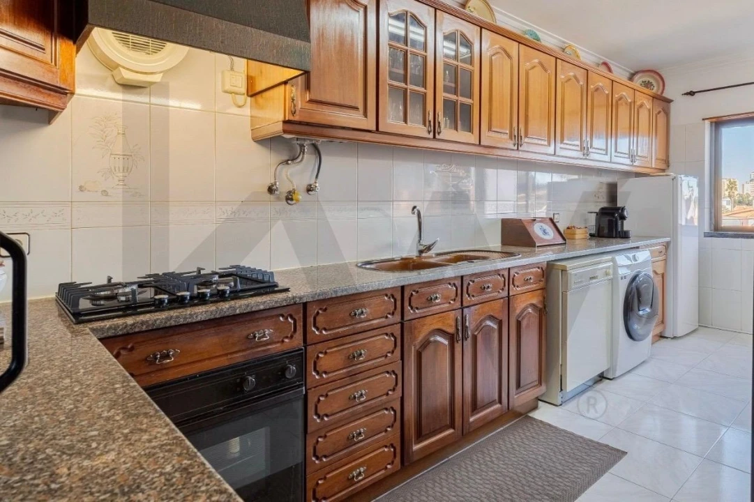 Moradia T3 para Venda em Corroios Foto 7