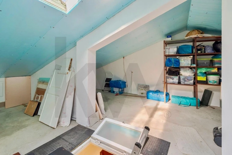 Moradia T3 para Venda em Corroios Foto 16