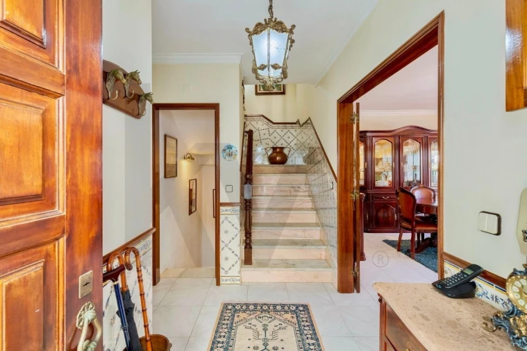 Moradia T3 para Venda em Corroios Foto 3