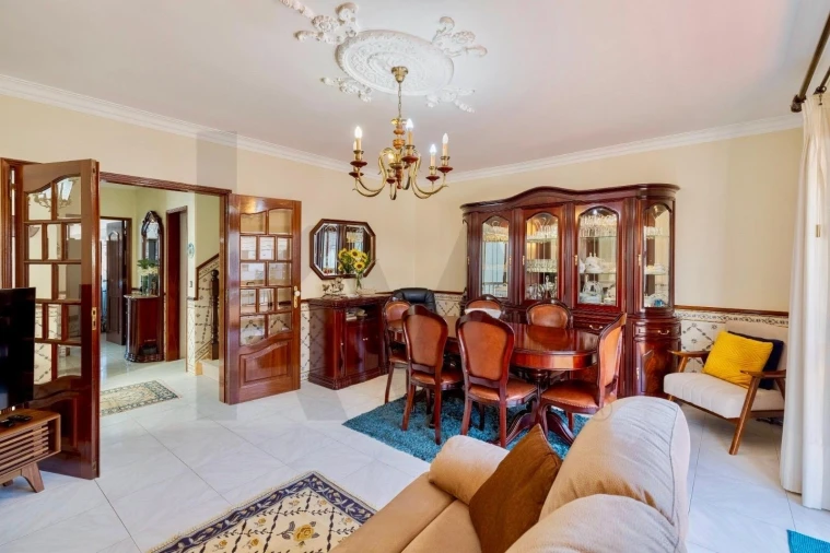 Moradia T3 para Venda em Corroios Foto 5