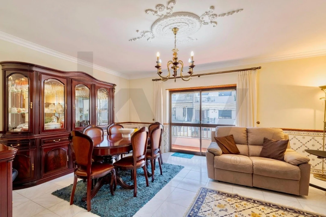 Moradia T3 para Venda em Corroios Foto 6