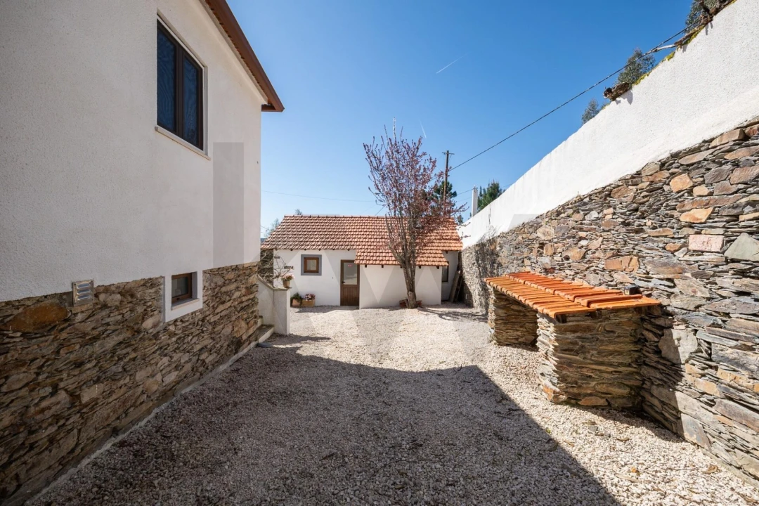 Moradia T3 para Venda em Oliveira do Mondego e Travanca do Mondego Foto 33