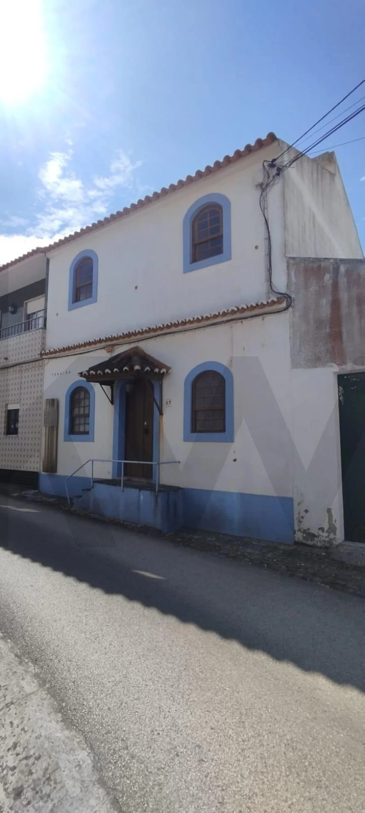 Moradia T4 para Venda em Encarnação Foto 1