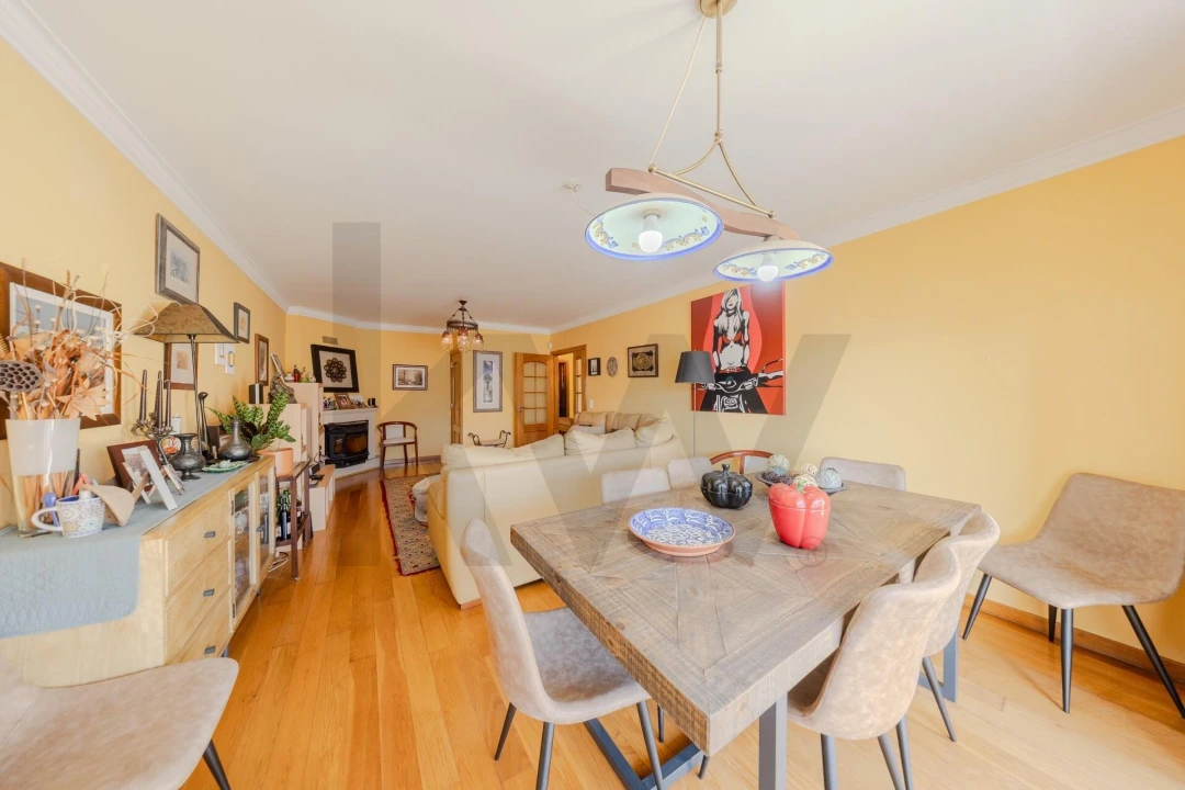 Apartamento T3 para Venda em São Domingos de Rana Foto 5