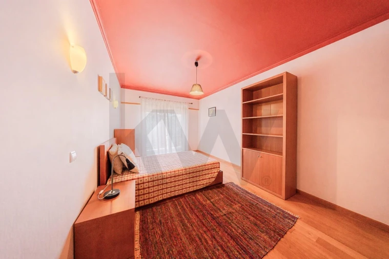 Apartamento T3 para Venda em São Domingos de Rana Foto 12