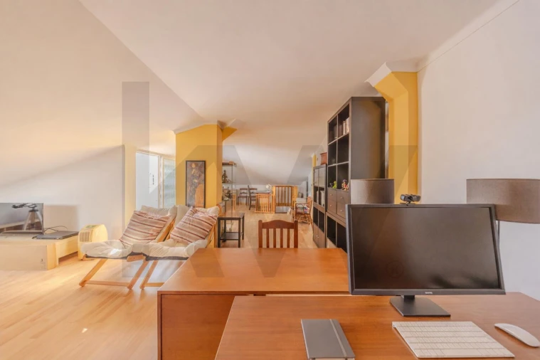 Apartamento T3 para Venda em São Domingos de Rana Foto 29