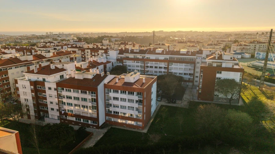 Apartamento T3 para Venda em São Domingos de Rana Foto 38