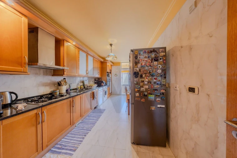 Apartamento T3 para Venda em São Domingos de Rana Foto 8