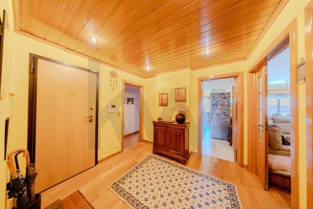 Apartamento T3 para Venda em São Domingos de Rana Foto 10